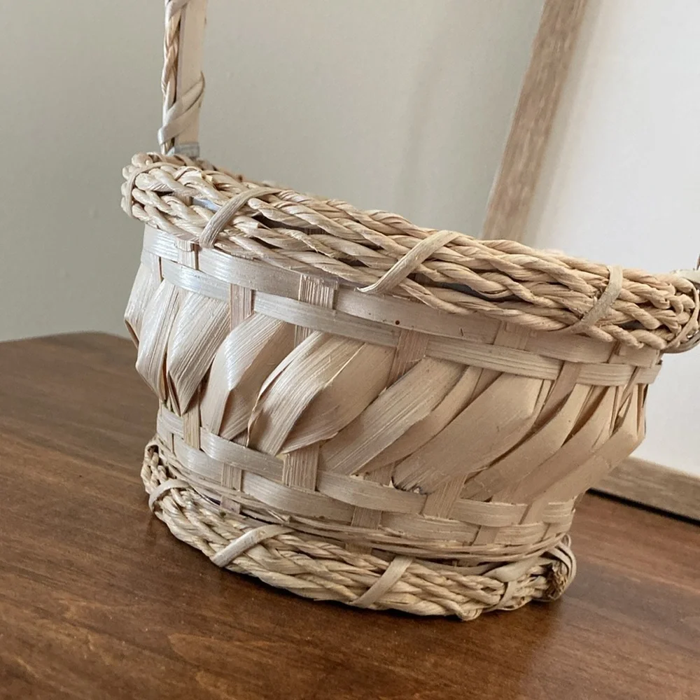 Vintage Woven Cream Basket with Handle, Easter Basket